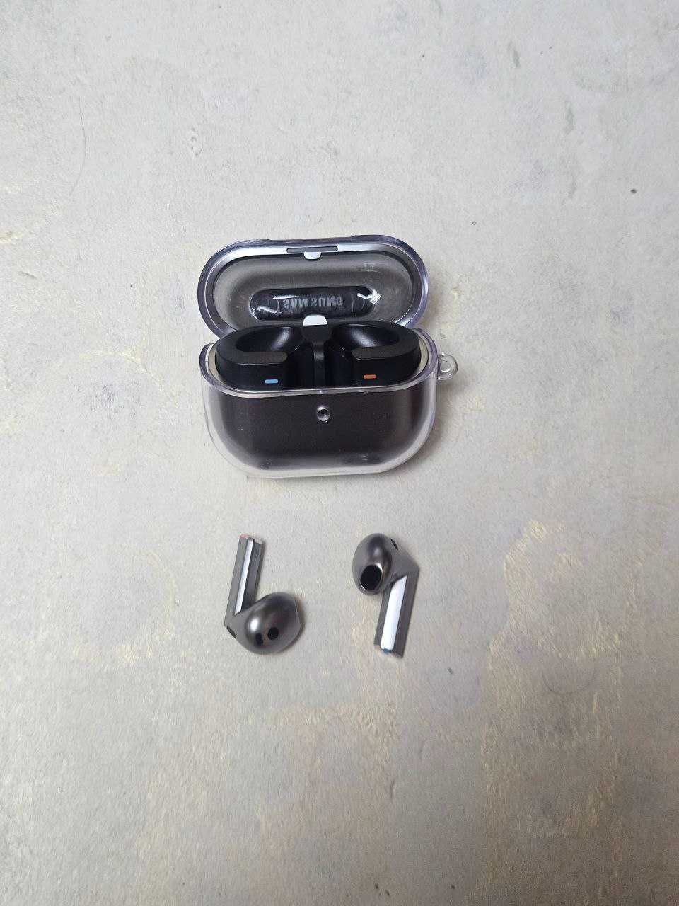 Бездротові навушники Samsung Galaxy Buds 3 SM-R530 Silver