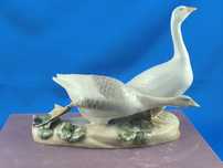 Gęsi na uwięzi Royal Copenhagen #porcelana #ptak #ozdoba #dekoracja