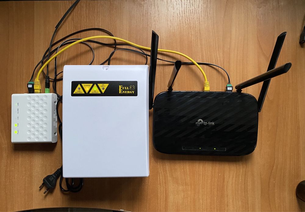 Джерело безперебійного живлення LiFePO4 для роутера та ONU 8А/h V2