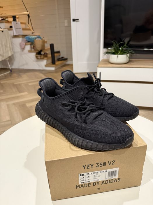 Yeezy boost 350 v2 ONYX
