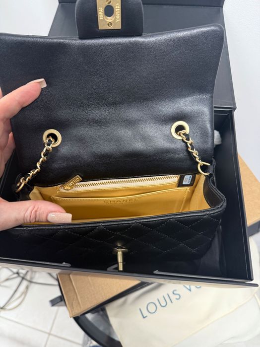 Сумка шкіряна Chanel