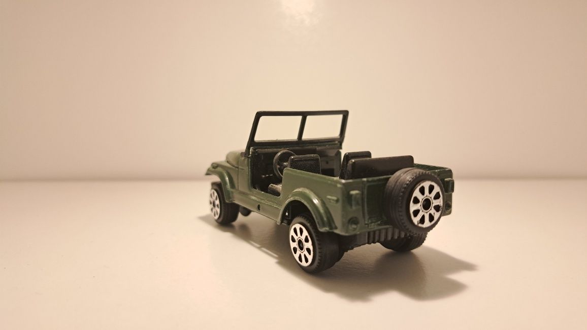 Jeep CJ-7 Bburago Burago 1/43