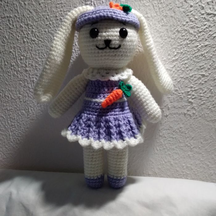 Króliczek maskotka pluszak