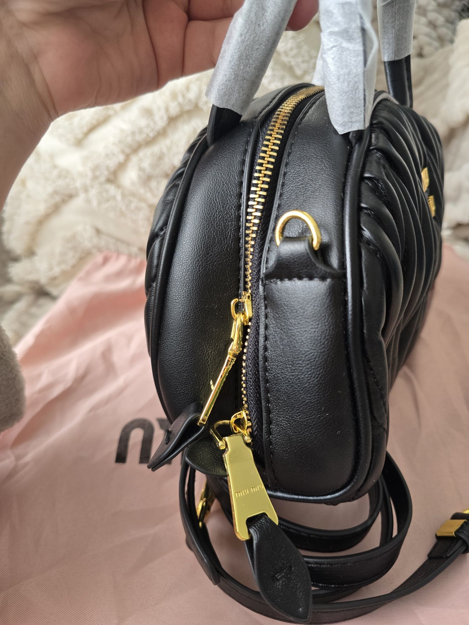 Mala Miu Miu- nova com dustbag