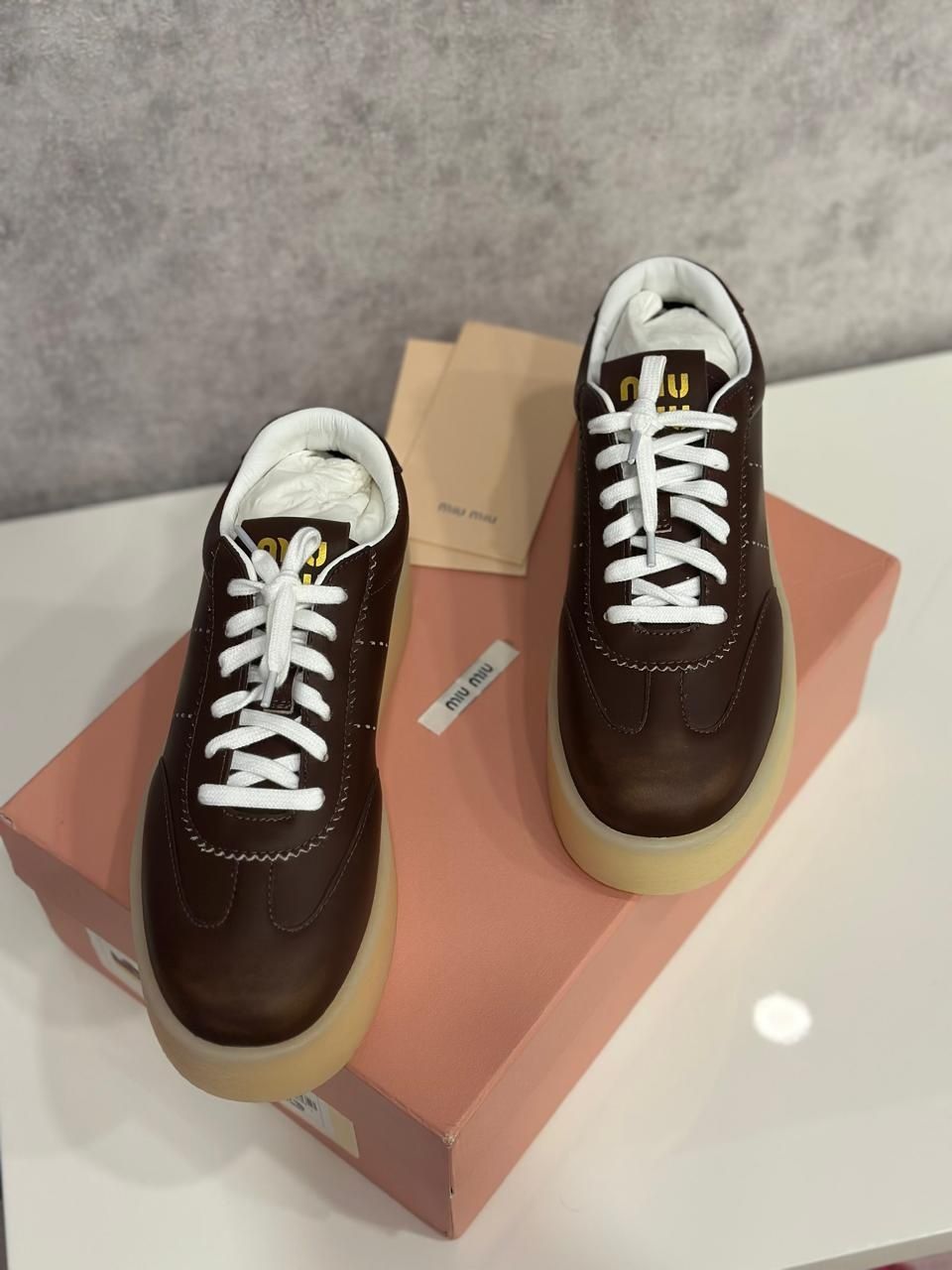 Кросівки шкіряні Miu Miu