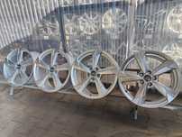 Oryginalne Felgi aluminiowe Audi A4 B8 8x18'' 5x112 ET39