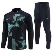 Kompletny dres treningowy Nike Barcelona L