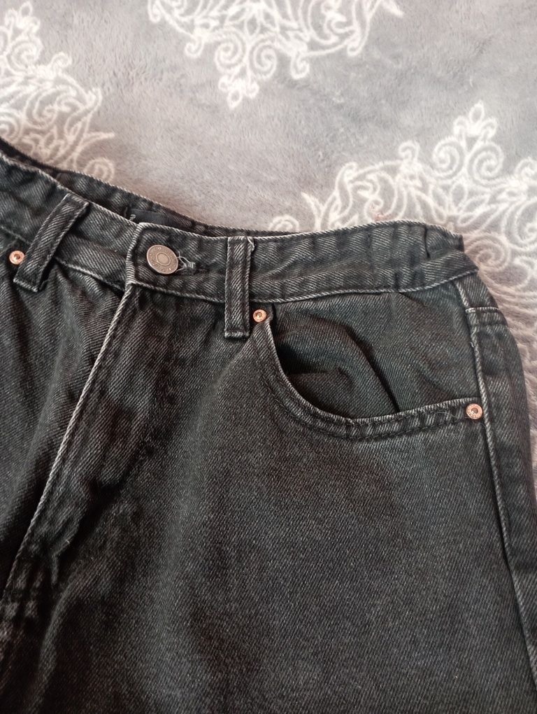 Шорти джинсові Mom fit XS-S 36р