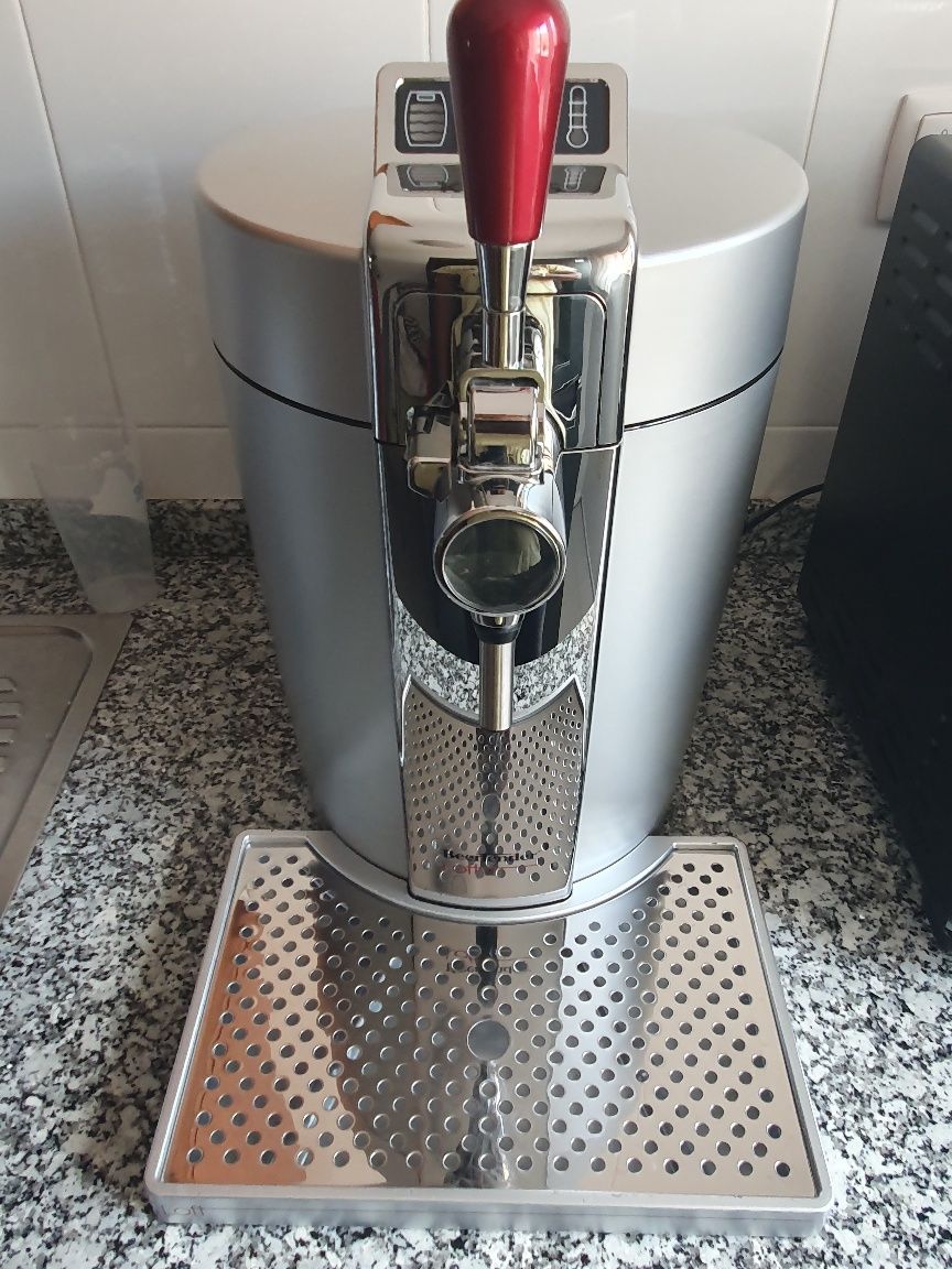 Maquina de cerveja krups Beertender
