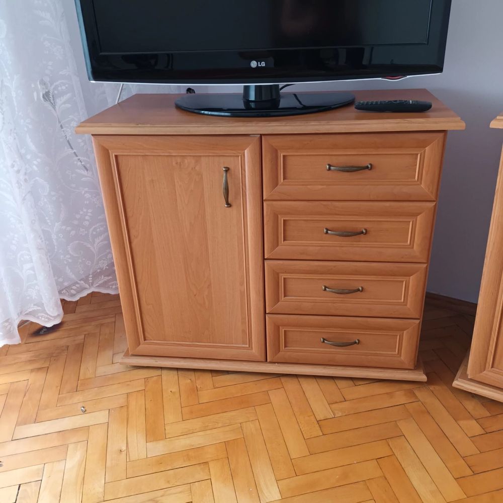 Dwie komody z szufladami