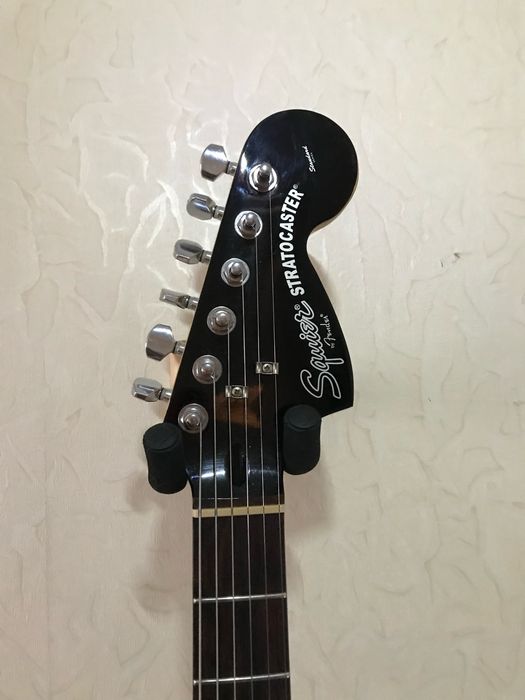 Fender Squier Standart Stratocaster