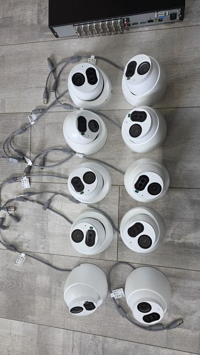 Zestaw monitoringu bcs 12 kamer + rejestrator + dysk 4tb