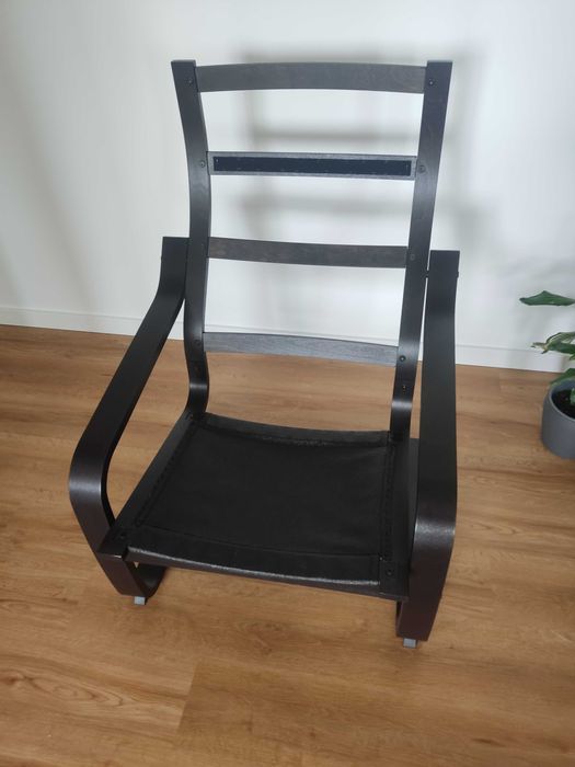 Poltrona - Modelo POÄNG, Preto com almofadas Cinza, IKEA