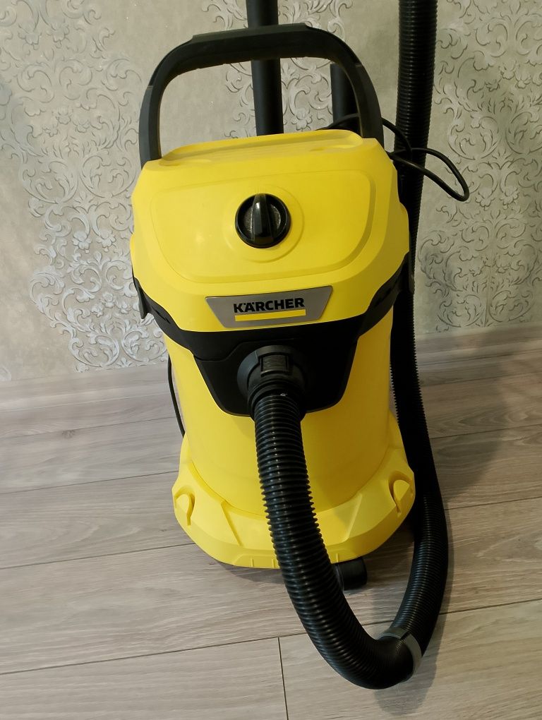 Пылесос Karcher WD-3