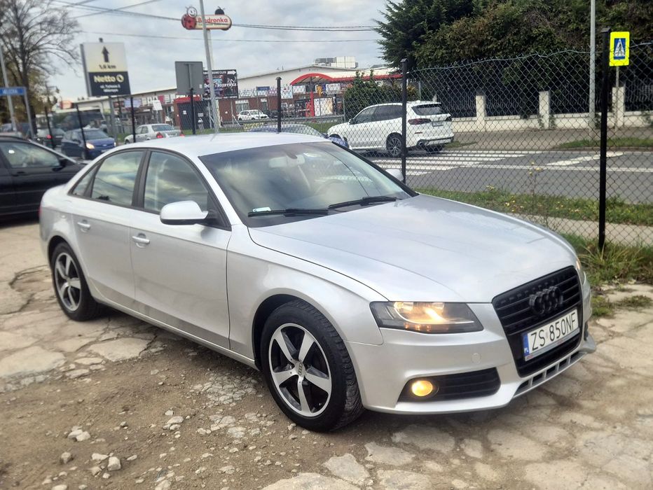 Audi A4 Limousine Stan bardzo dobry wymieniony rozrząd 2024 nowy olej filtry