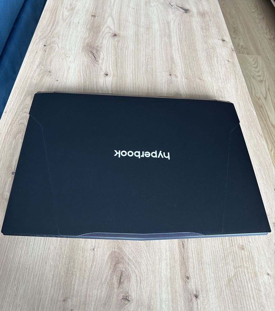 Laptop Hyperbook N85S i5-8300H/8GB/1000 GTX1050