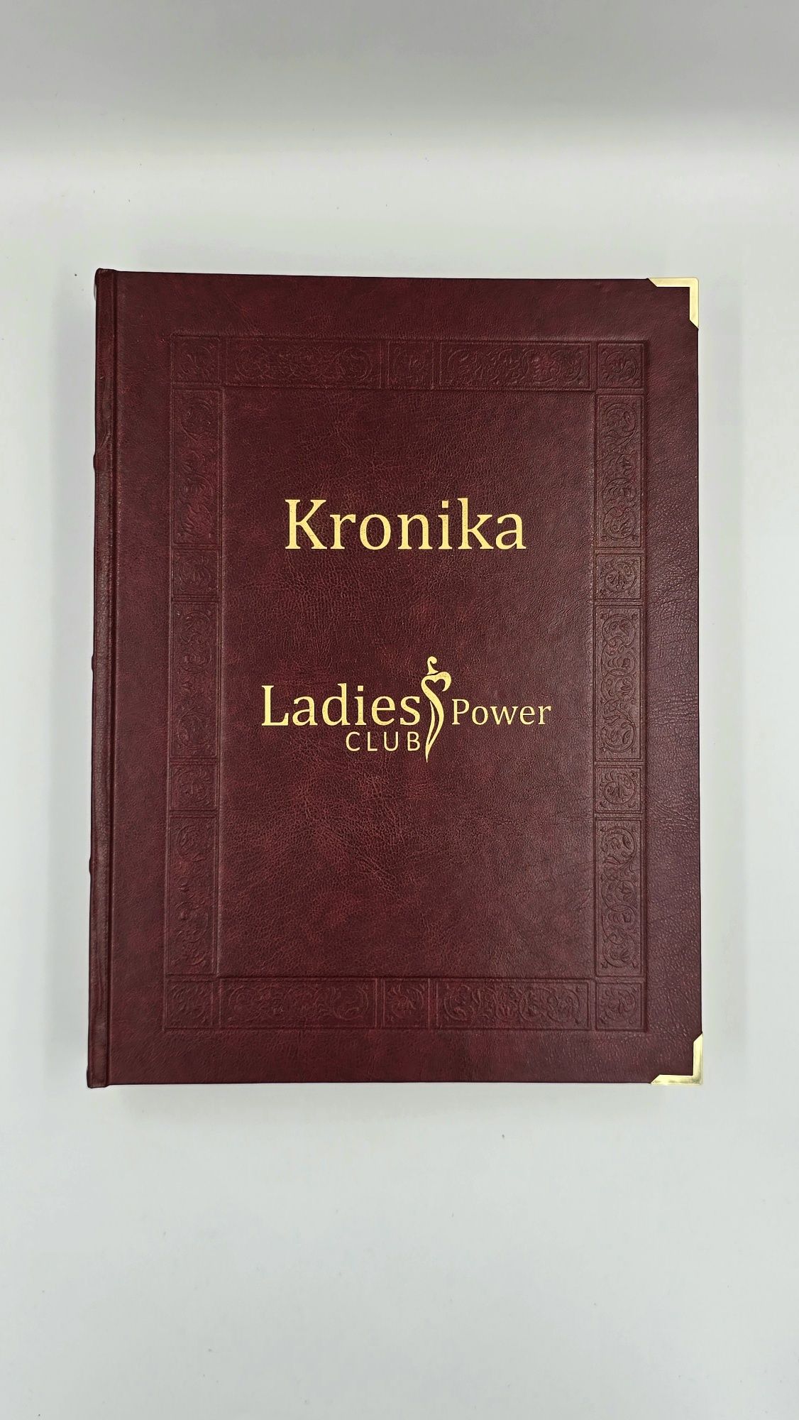 Kronika B4 z dowolnym złotym nadrukiem