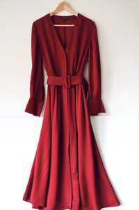 Rezerwacja Massimo Dutti Ciemnoczerwona długa sukienka z wiskozy