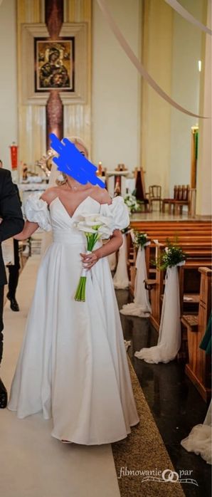 Piękna suknia ślubna