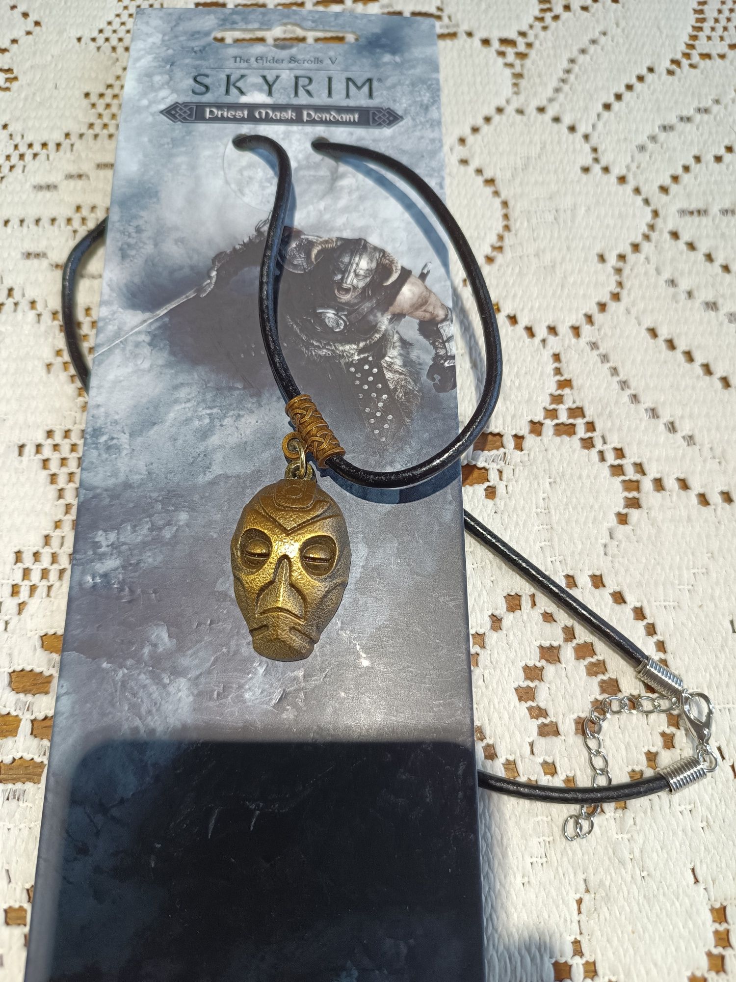 Theo Elder Scrolls V Skyrim Priest Maska Naszyjnik z wisiorkiem

Maska
