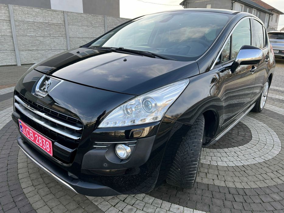 Peugeot 3008 2.0 HDi дизель HYbrid4 2012