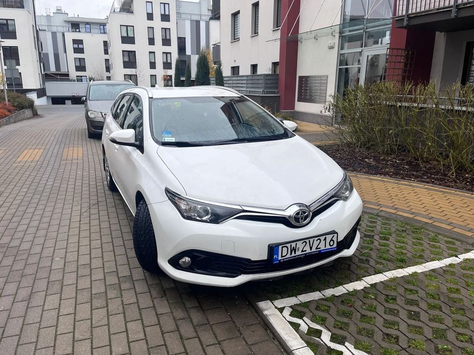 Toyota Auris Toyota Auris 1.6 Premium 132 KM benzyna, kamera cofania!