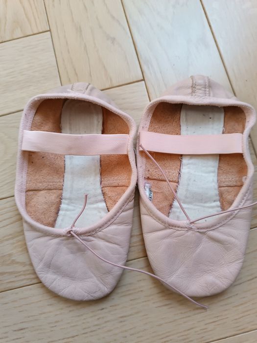 Baletki skórzane Decathlon rozmiar 28