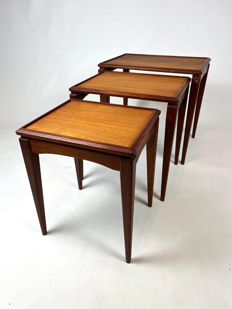 Mesas de encaixe mid century