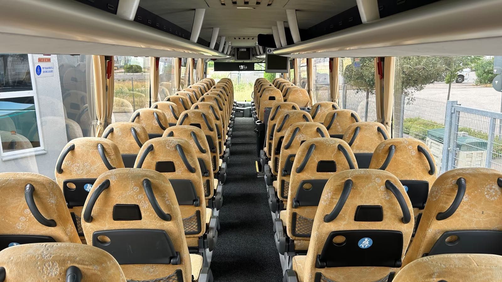 Автобус туристичний MAN R 08 Lions Coach E5 | 2009 рік | 489 454 км