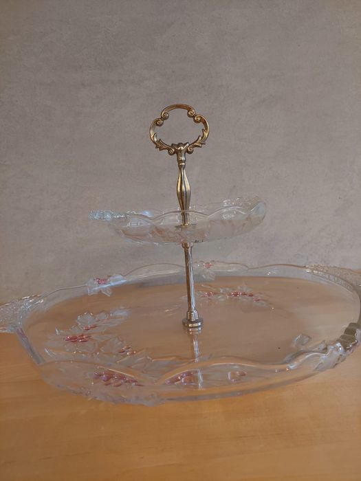 Patera dwupoziomowa