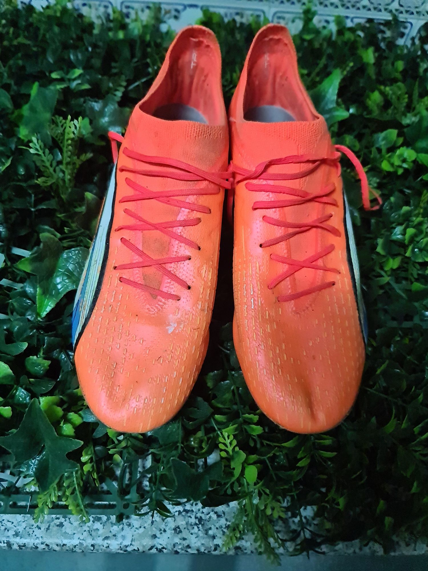 Chuteiras da Nike com pitons de alumínio