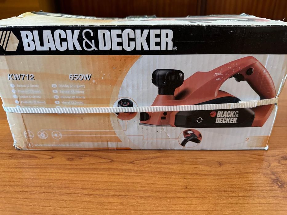Plaina / lixadeira com fio BLACK+DECKER - KW712 - NOVO
