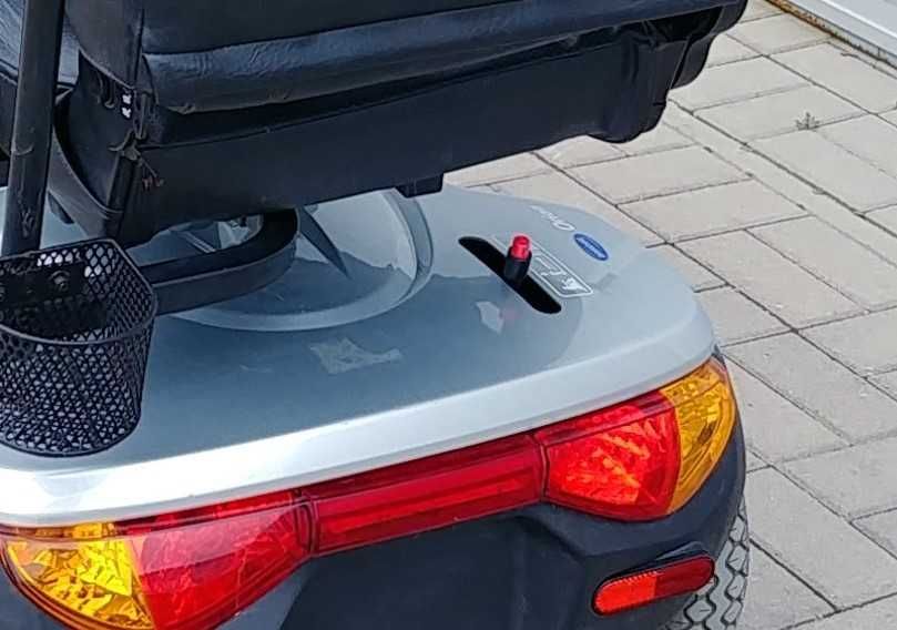 Skuter wózek inwalidzki elektryczny skutery wózki Invacare Orion