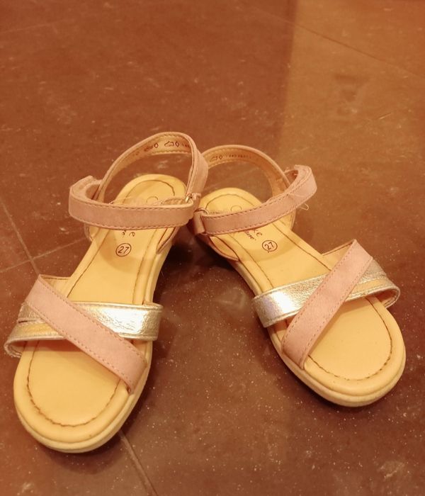 Sandałki dziewczynka r 27