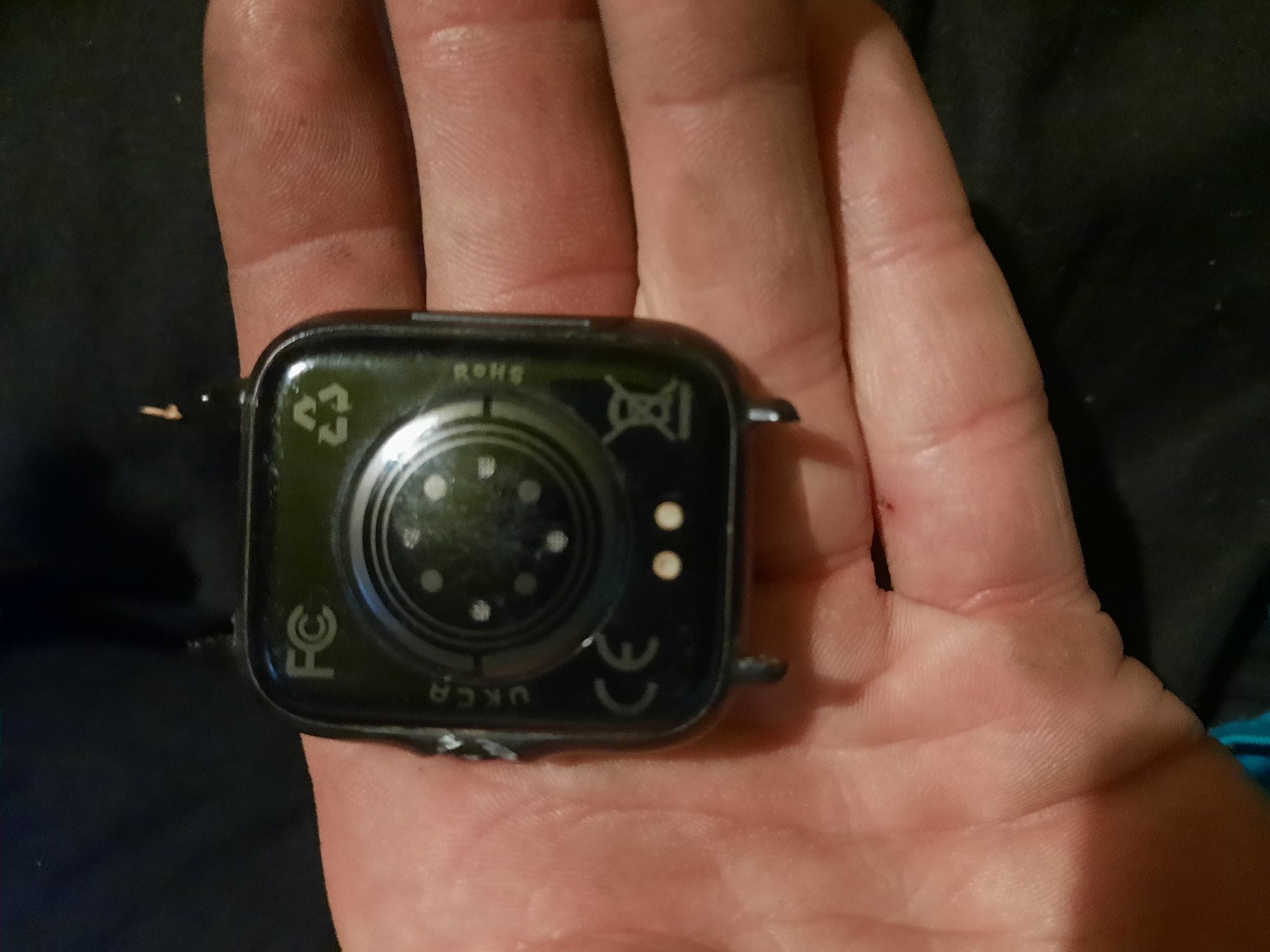 Smartwatch na części
