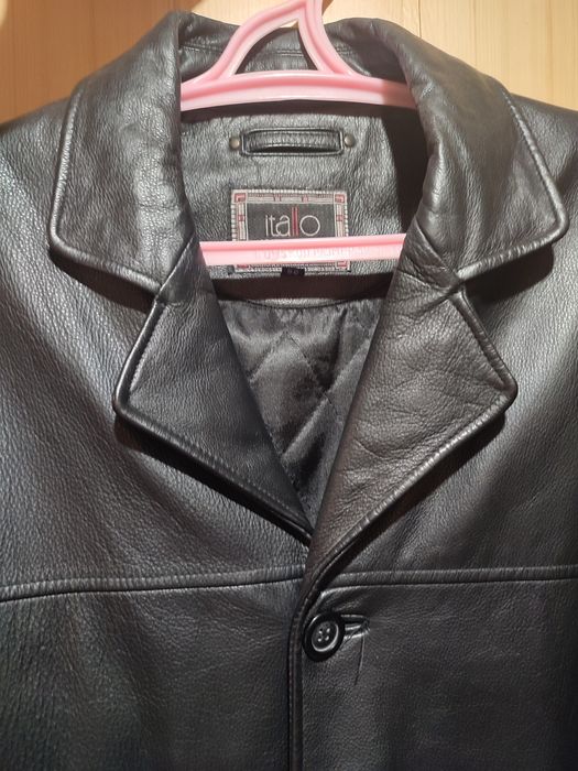 Кожаная куртка. Пиджак, кардиган. Италия.