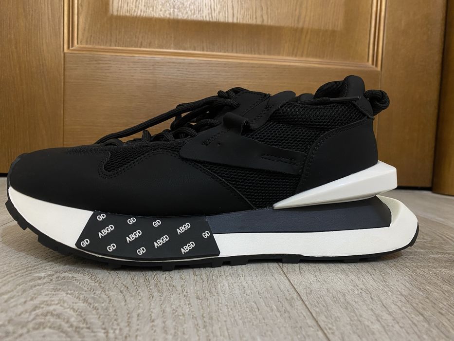 Кросівки жіночі Lonza, 37 розмір