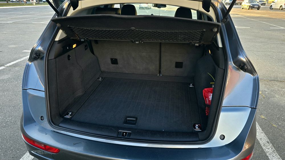 Офіційна Audi Q5