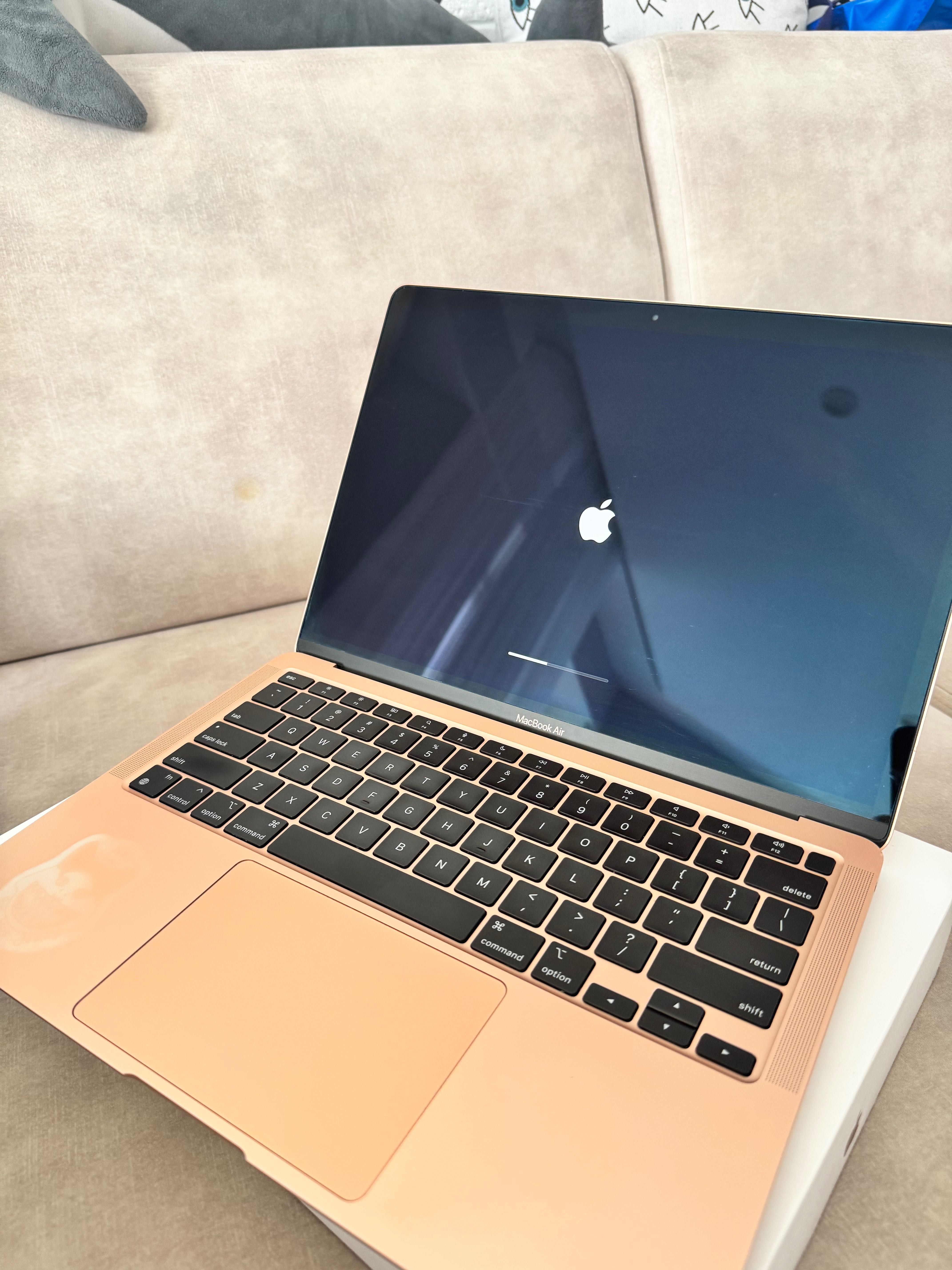 Macbook Air M1 (2020) 8/256gb Pink Gold