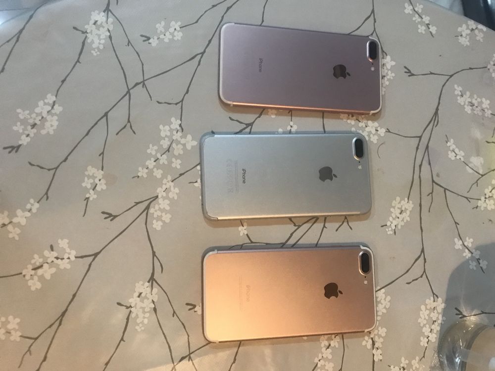 3 iPhones 7 plus + display partido peças