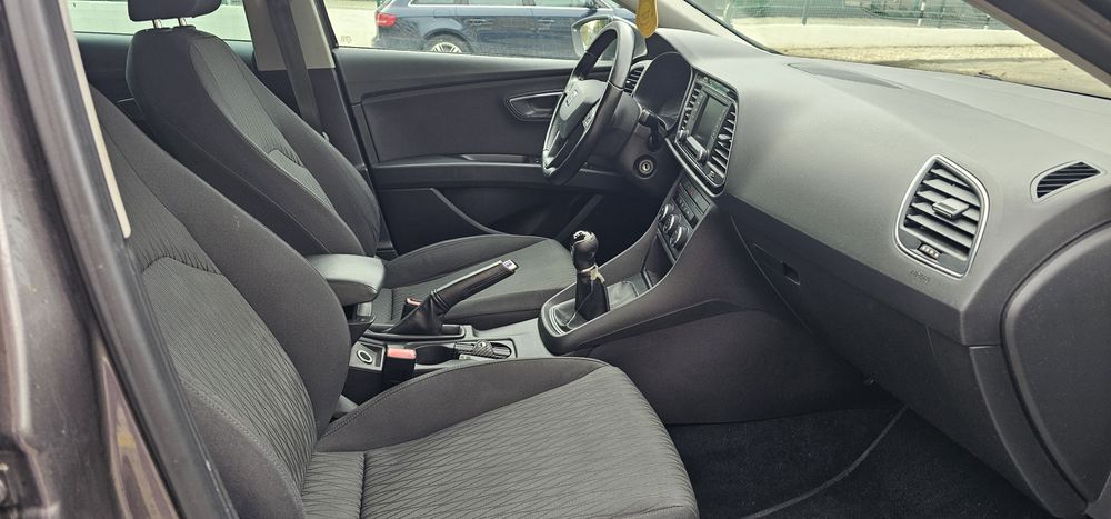 Seat Leon 1.6 tdi 15 como nova