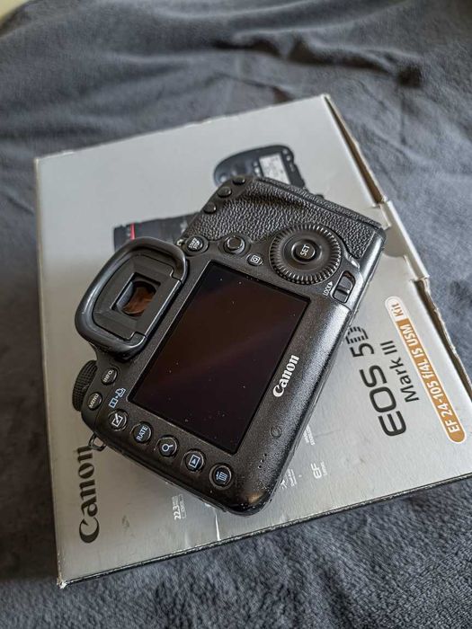Canon EOS 5D Mark III