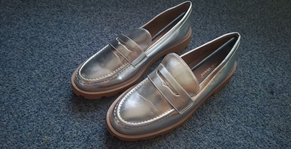 Mokasyny srebrne
