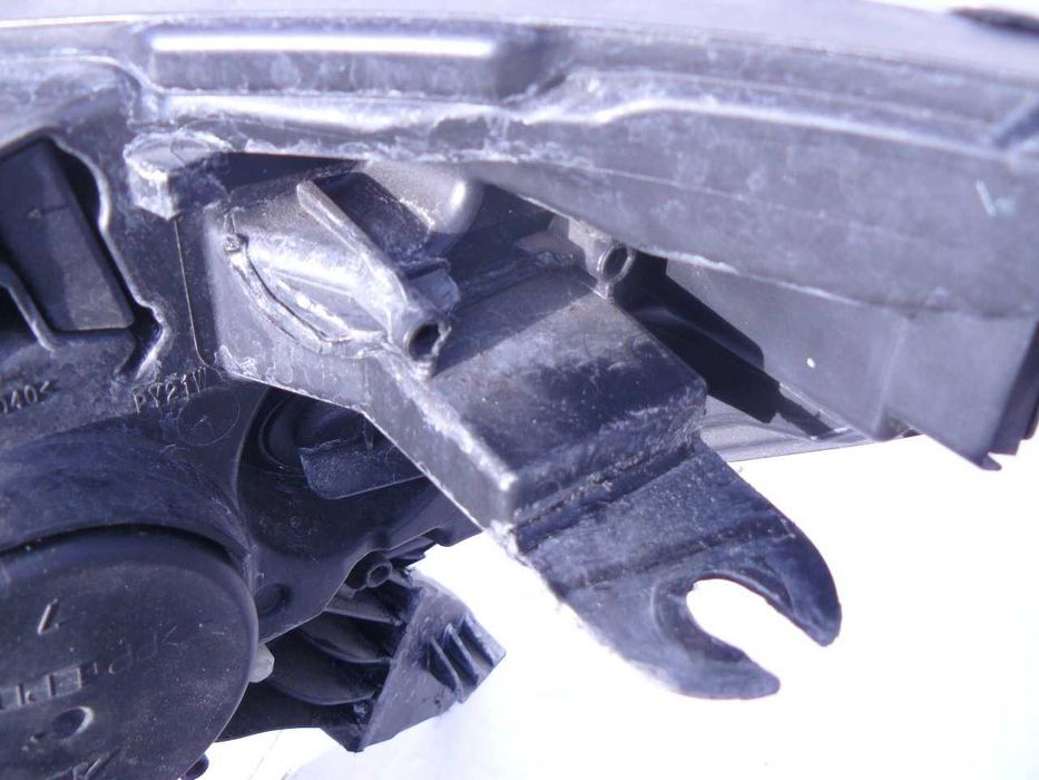 RENAULT CAPTUR I Lampa przednia prawa Czarna