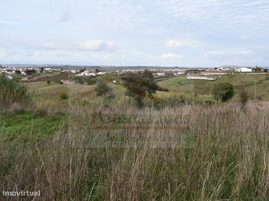 Terreno com 9760 m2 com uma vasta área urbana