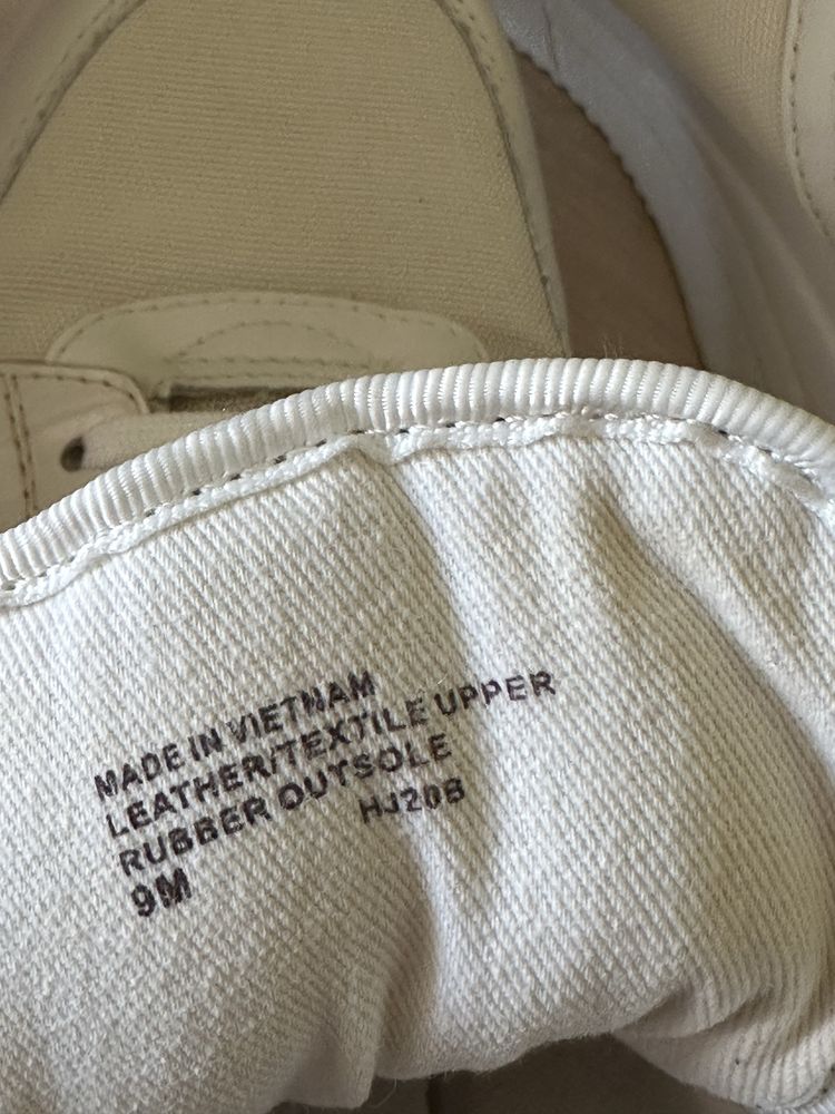 Кросівки жіночі білі michael kors 40 розмір