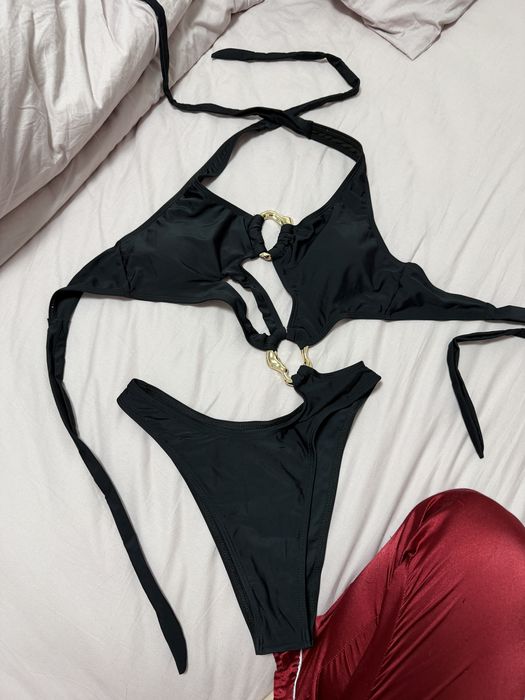 Крутезний новий купальник с