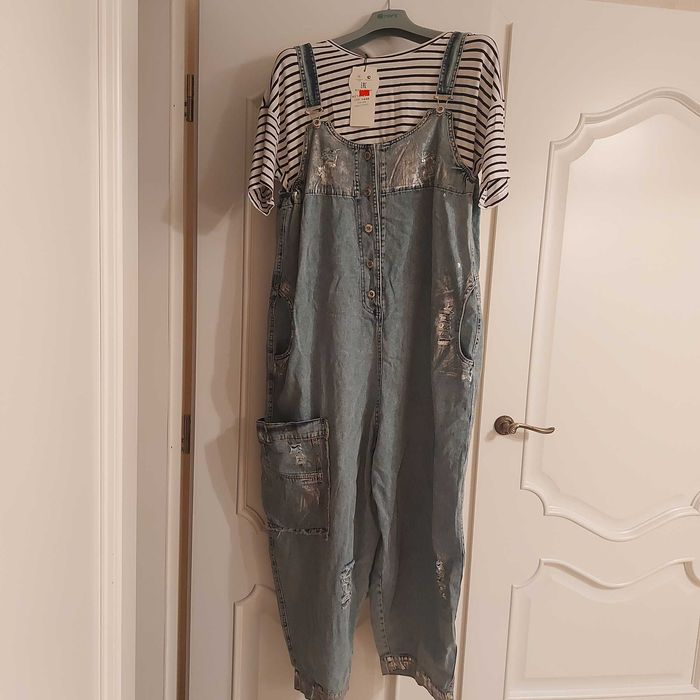 Продам новий комплект характерний комбінезон+футболку