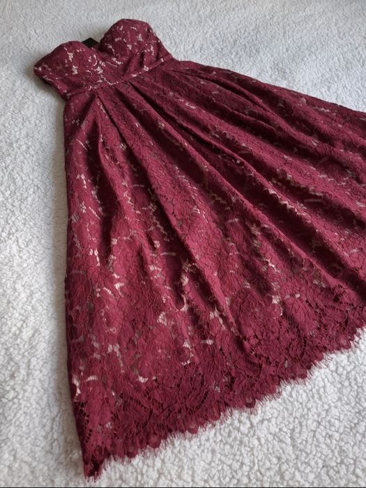 Sukienka suknia balowa koronkowa na wesele