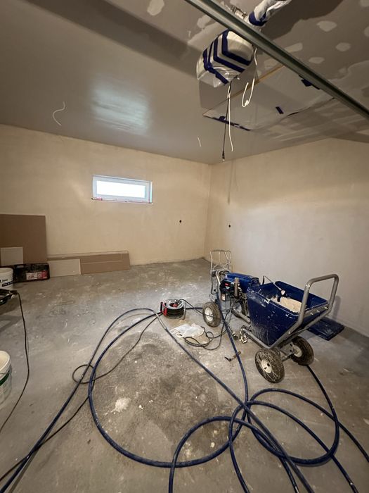 Wykonam prace remontowe,dekoracje i elewacje w Zarach i okolicach100km